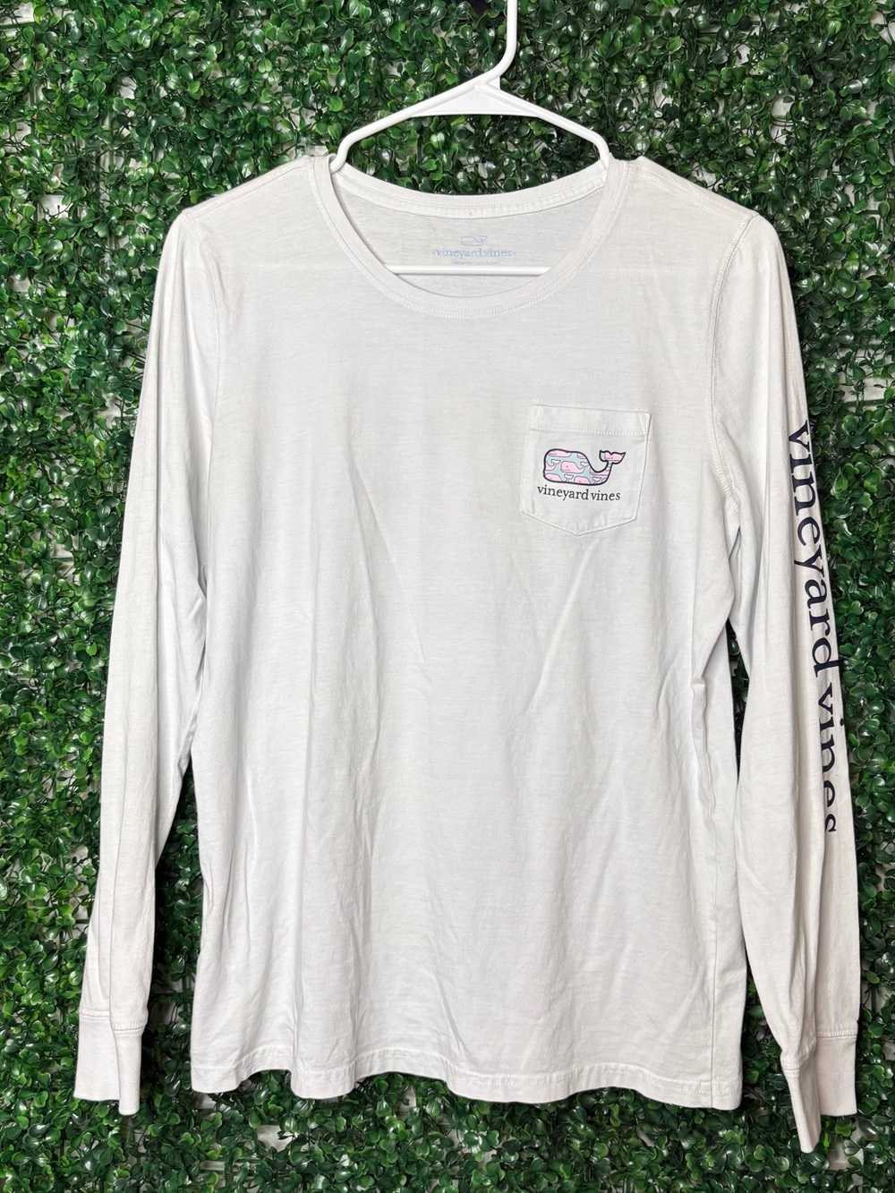 Vineyard Vines White Long Sleeve Pocket Tee with Navy Sleeve Logo